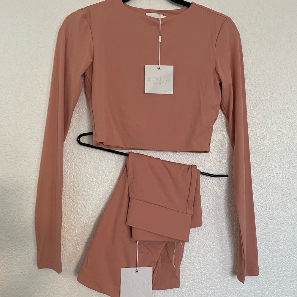 Meshki long sleeve crop top & high waisted biker shorts set, NWT
